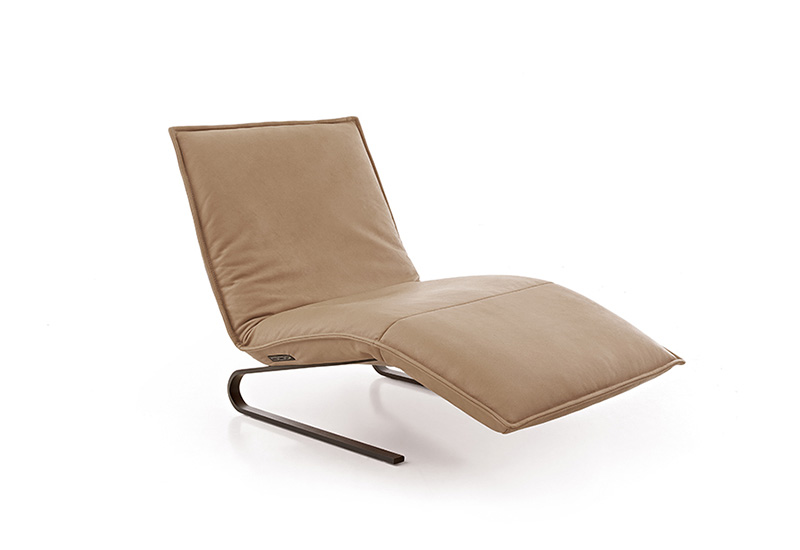 Recliners & Chairs